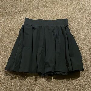 Black lightweight skirt - size 8/10 - from Tucker + Tate!